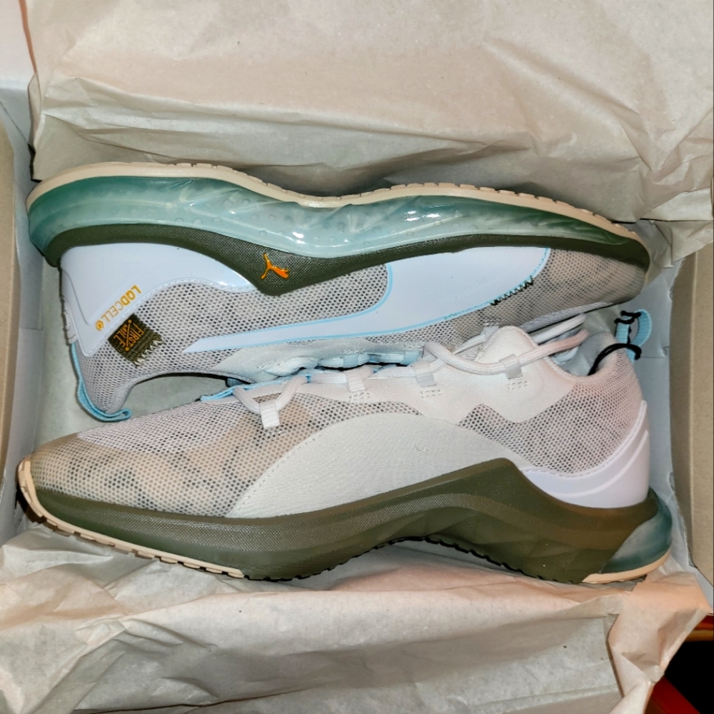 Puma Women's Sz 9 LDQCELL Hydra FM Camo
